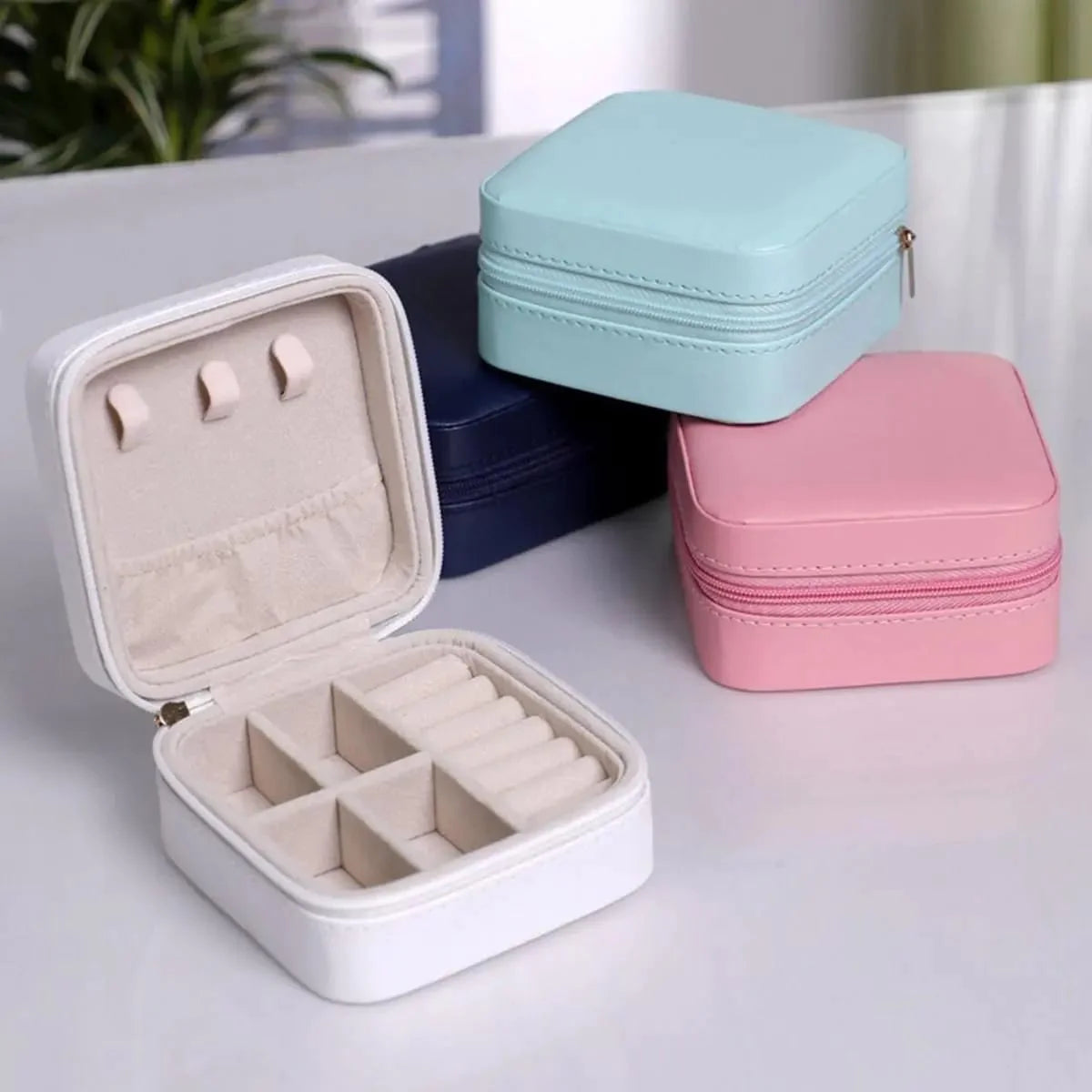 Jewellery Storage Box leather Jewelry Stand Earrings Ring Box Cosmetics Beauty Container Organizer
